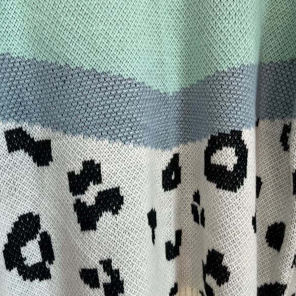 Andree by Unit Mint Leopard Colorblock Sweater Size M Coquette Cozy Soft - Picture 4 of 8
